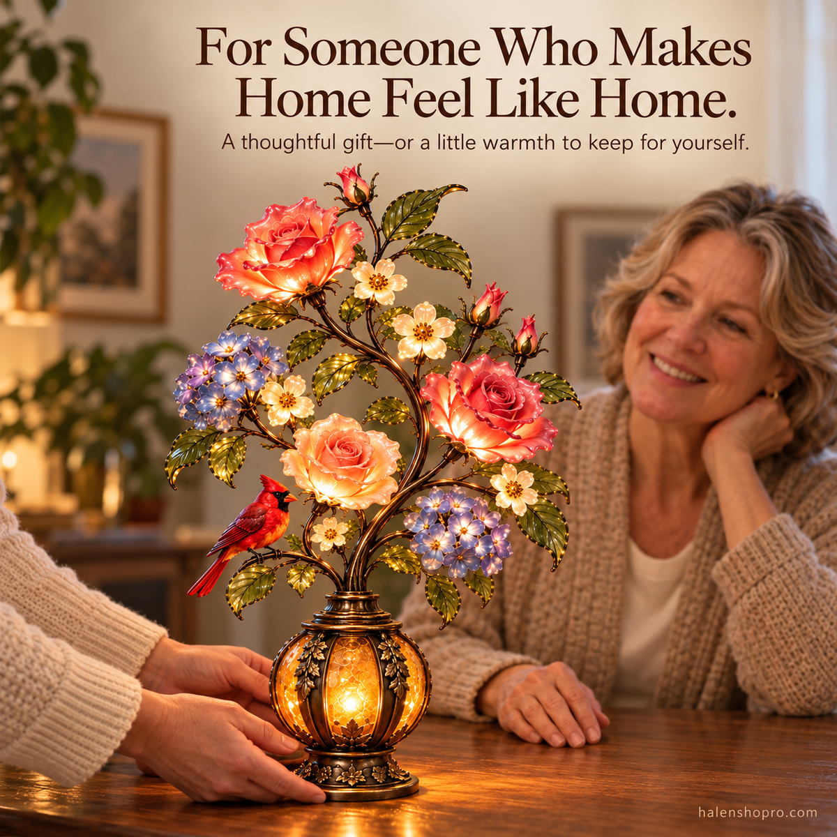 🌸🐦 Cardinal Garden Glow – Vintage Floral Accent Lamp with Warm Amber Light ✨